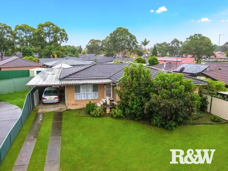 8 Olympic Place, Doonside NSW 2767