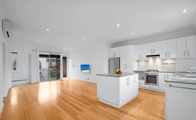 8/1 Cashel Lane, Subiaco WA 6008