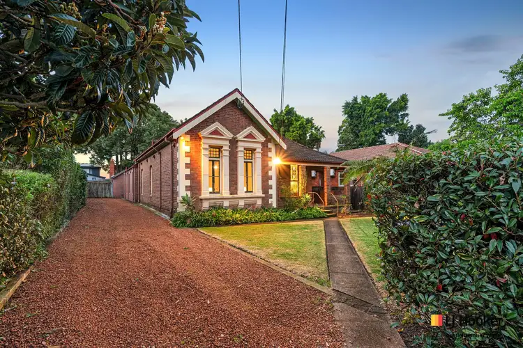 3 Clifton Avenue, Burwood NSW 2134