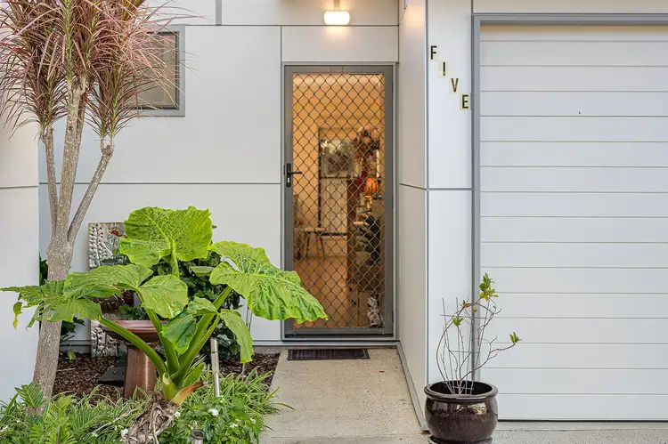 5/11 Fourth Avenue, Bongaree QLD 4507