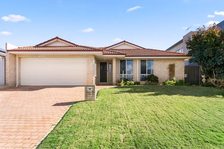 21 Sumich Gardens, Coogee WA 6166