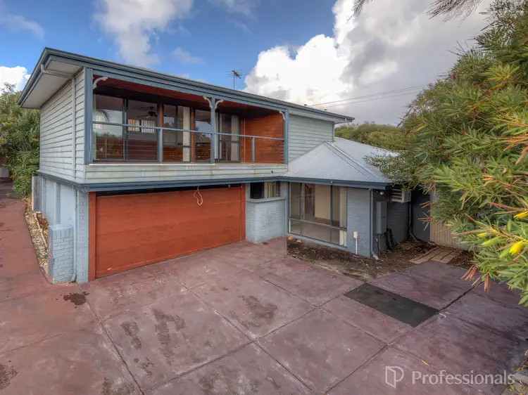 11A Mizzen Place