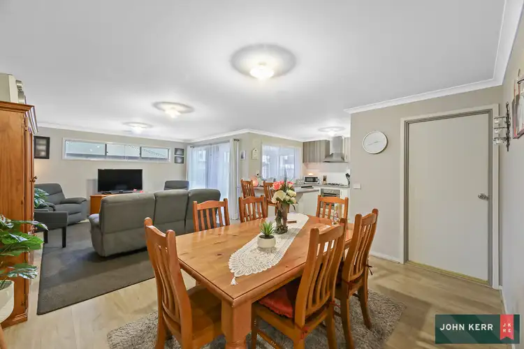 Fifth view of Homely house listing, 1 Maranoa Place, Moe VIC 3825