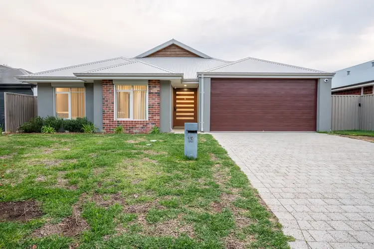 13 Hereford Retreat, Byford WA 6122