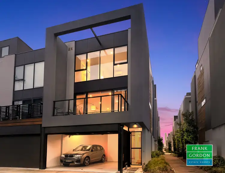 20 Sunlight Road, Port Melbourne VIC 3207