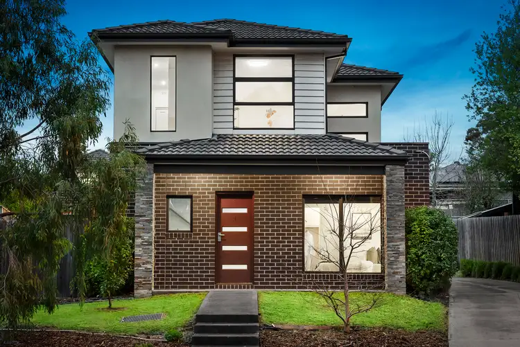 1/8 Carwarp Street, Macleod VIC 3085
