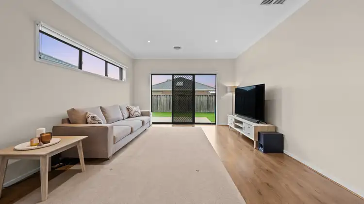 Sixth view of Homely house listing, 8 Wigan Close, Wollert VIC 3750