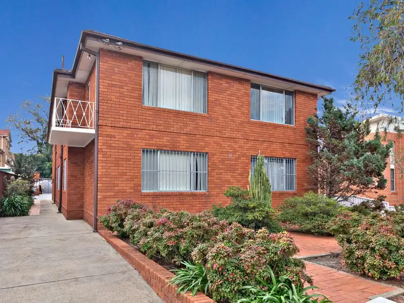 Main view of Homely unit listing, 3/11 McKern St, Campsie NSW 2194
