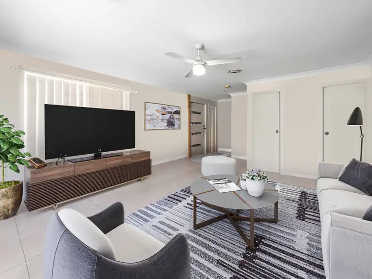 Fifth view of Homely house listing, 1/18 Lagoona Court, Churchill QLD 4305
