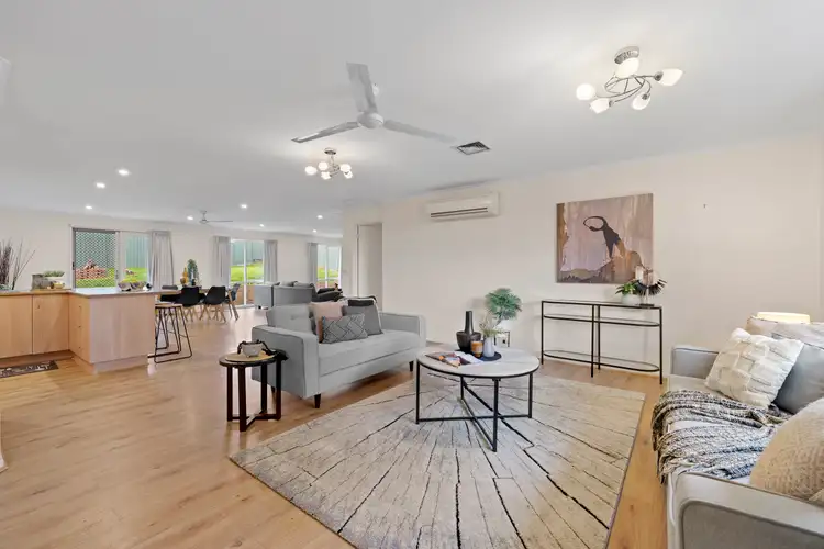 Second view of Homely house listing, 9 Outlook Court, Ferntree Gully VIC 3156
