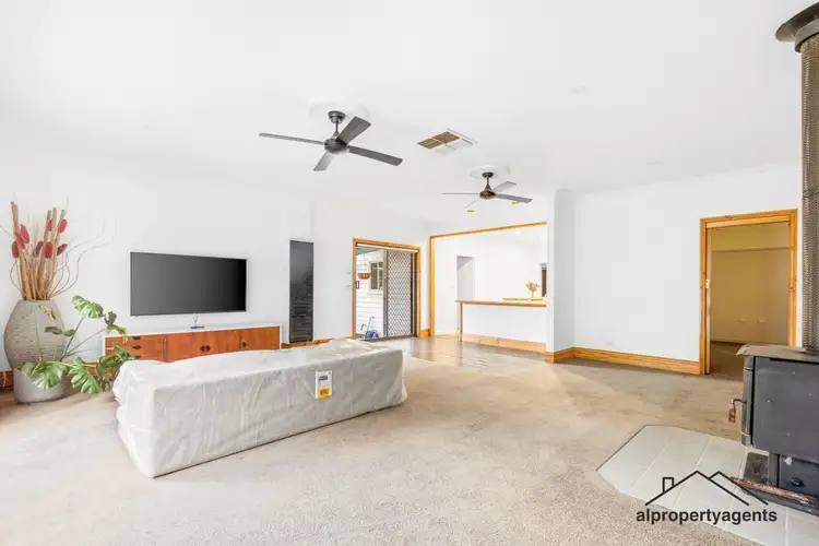 Fifth view of Homely house listing, 13 Hillary Street, Horsham VIC 3400