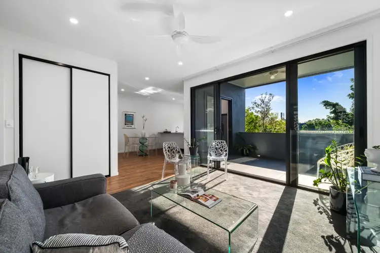 Main view of Homely unit listing, 2/1 Tolman Court, Maroochydore QLD 4558