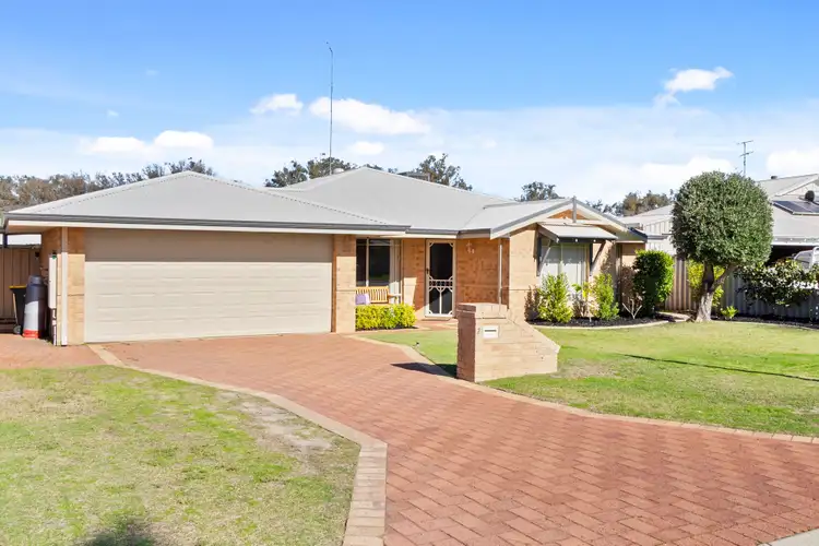 7 Lakes Close, South Yunderup WA 6208