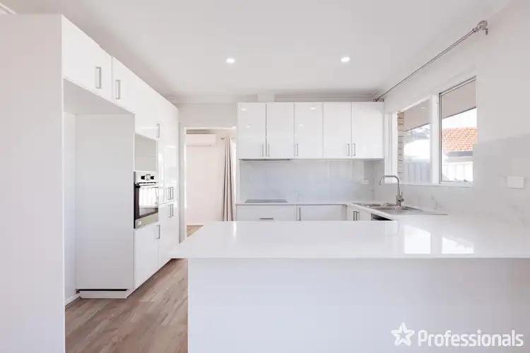 21 Rowlands Court, Padbury WA 6025