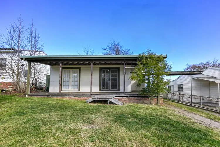 10 Moresby Street, Orange NSW 2800