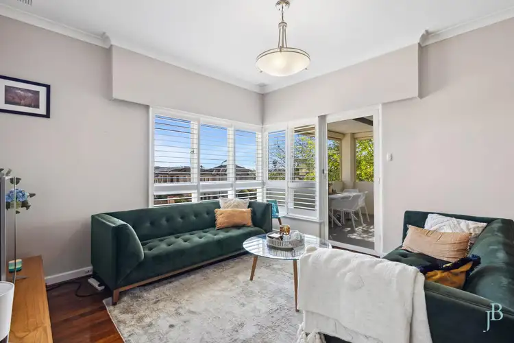 2/90 Mary Street, Como WA 6152