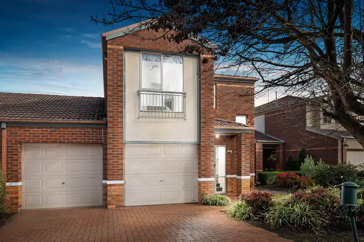17 St Laurent Rise, Knoxfield VIC 3180