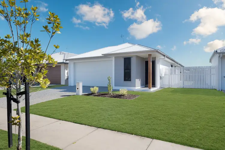 35 Emperor Boulevard, Burdell QLD 4818
