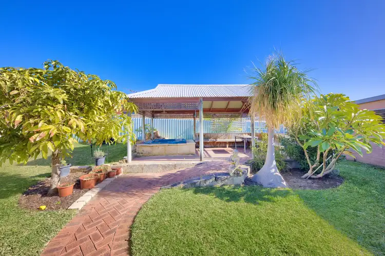 5 Elwood Court, Craigie WA 6025