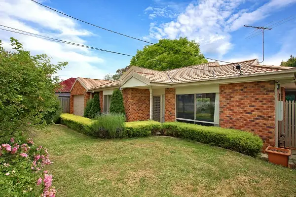 1 Dowle Street, Macleod VIC 3085