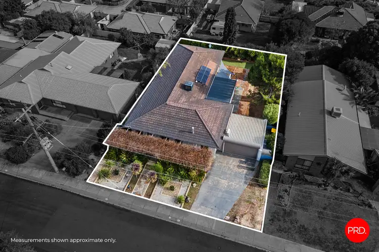 21 Clee Crescent, Strathdale VIC 3550