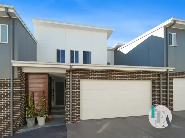 Main view of Homely townhouse listing, 5/49 Upland Chase, Albion Park NSW 2527