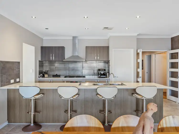 Fifth view of Homely house listing, 6 Splendens Turn, Halls Head WA 6210