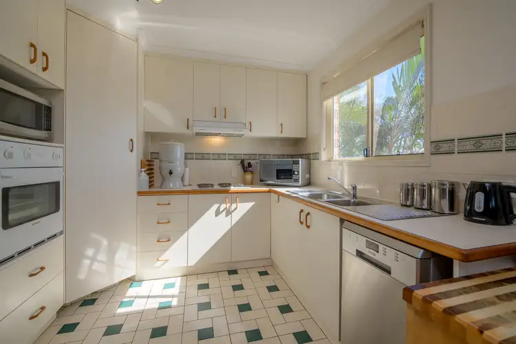 Fourth view of Homely unit listing, 4/12 Kent Street, West Gladstone QLD 4680