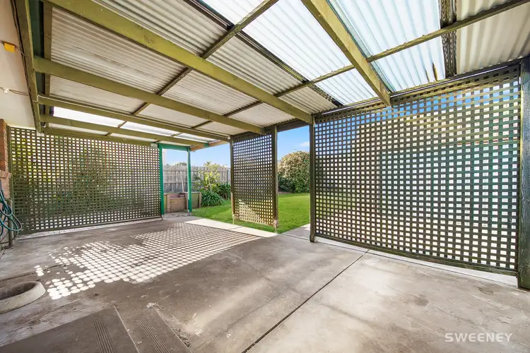Fifth view of Homely house listing, 33 Crellin Avenue South, Altona Meadows VIC 3028