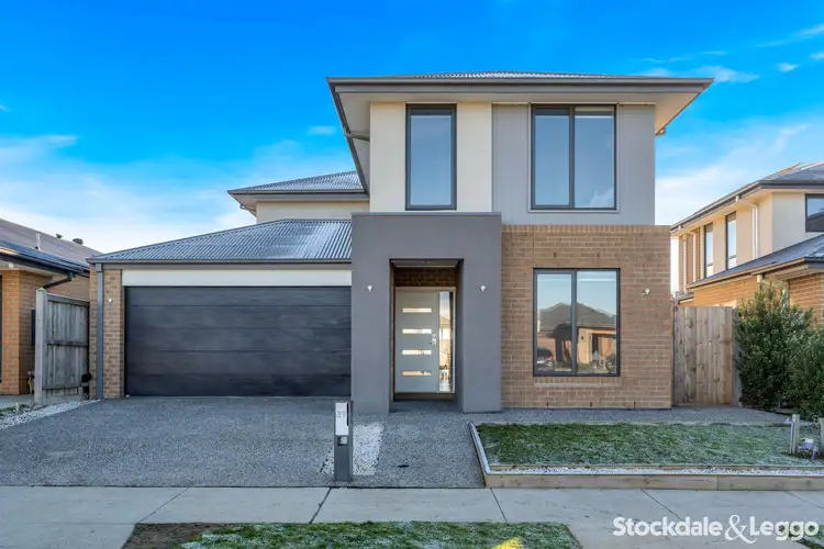 39 Monomeath Drive, Mickleham VIC 3064