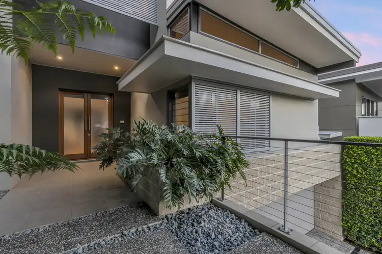 4 Kobada Street, Taringa QLD 4068