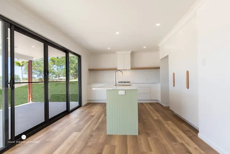 4/6 Beaches Village Circuit, Agnes Water QLD 4677