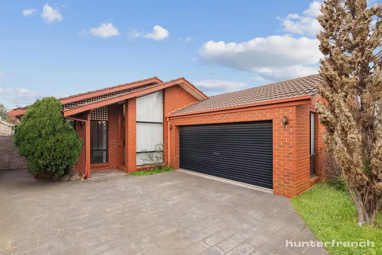 16 Whitehead Court, Altona Meadows VIC 3028