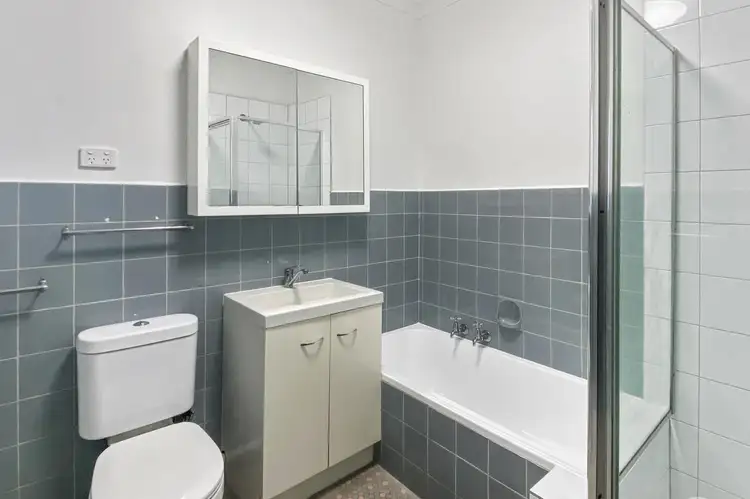 Fourth view of Homely apartment listing, 6/11 Yonga Road, Balwyn VIC 3103
