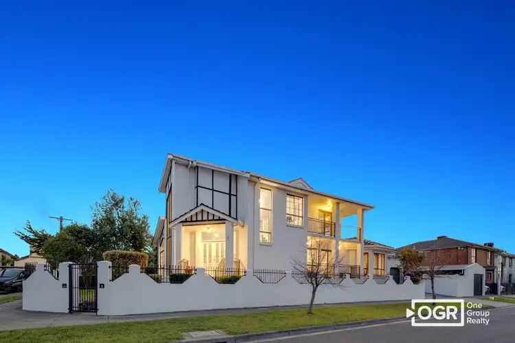 Second view of Homely house listing, 7 Caitlyn Court, Bundoora VIC 3083