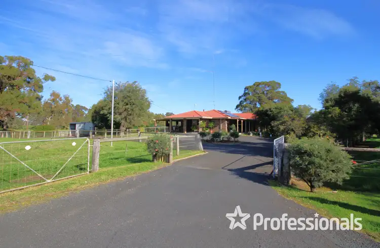 69 Hackett Road, Harvey WA 6220