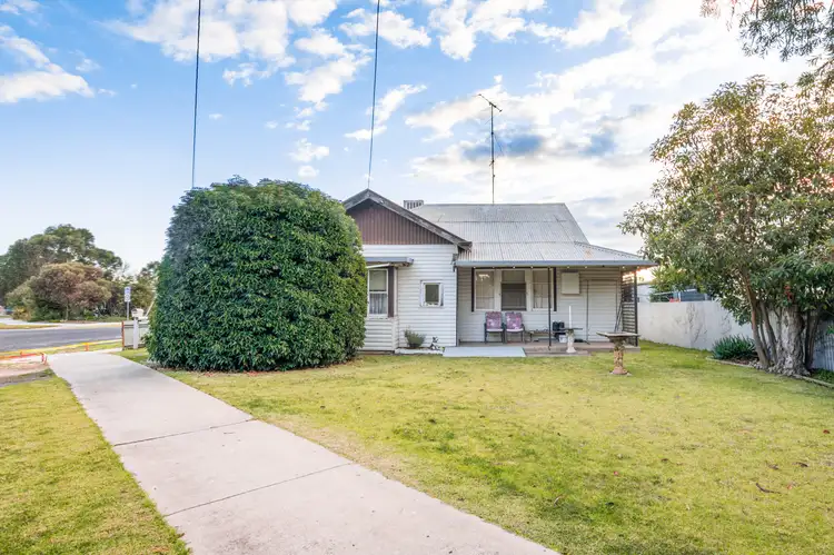1 Palm Avenue, Horsham VIC 3400