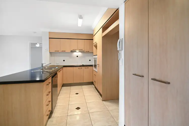 Fourth view of Homely unit listing, 37/82-86 Limetree Parade, Runaway Bay QLD 4216