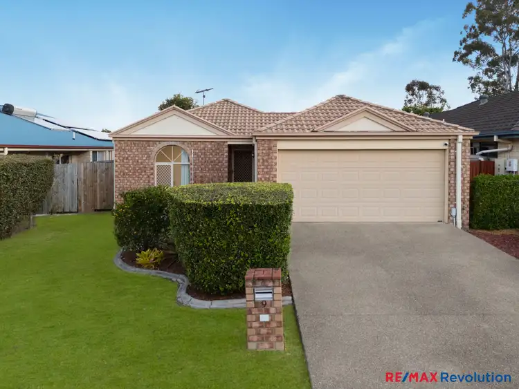 9 Links Avenue, Meadowbrook QLD 4131