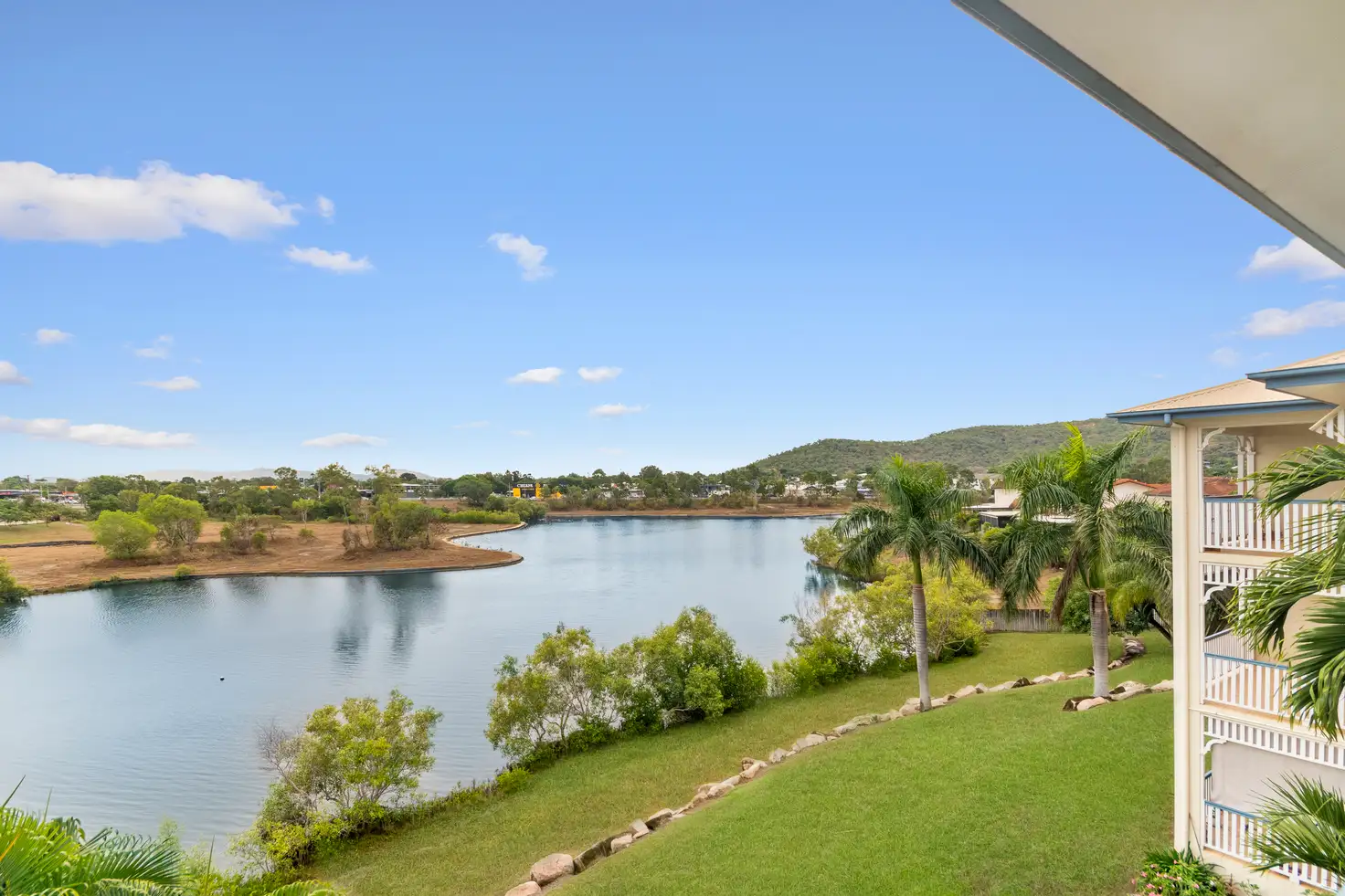 Main view of Homely unit listing, 24/24-28 Martinez Avenue, West End QLD 4810