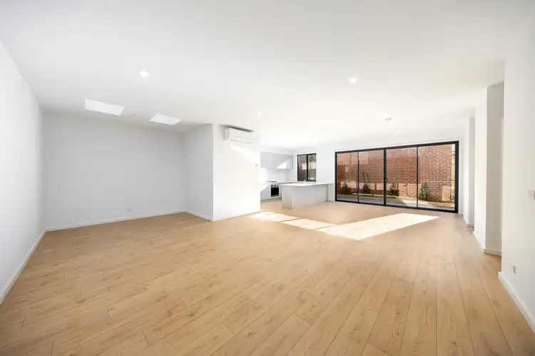 Third view of Homely townhouse listing, 2/41 Bowen Street, Cranbourne VIC 3977