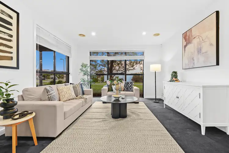 Second view of Homely house listing, 19 Queensberry Circuit, Mulgrave VIC 3170