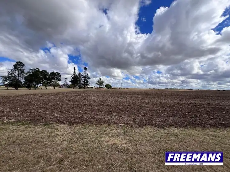 74 Weirs Road, Wondai QLD 4606