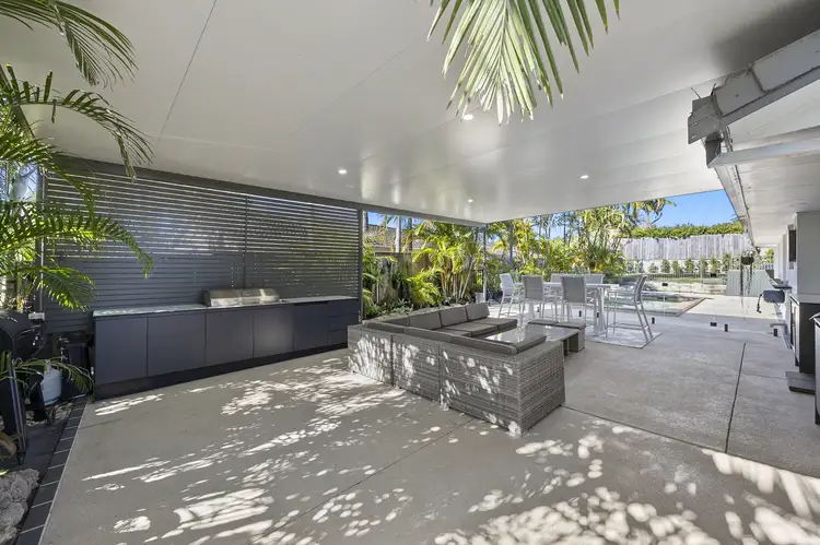12 Alexander Drive, Highland Park QLD 4211