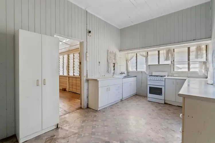 Sixth view of Homely house listing, 10 Gordon Street, Ipswich QLD 4305