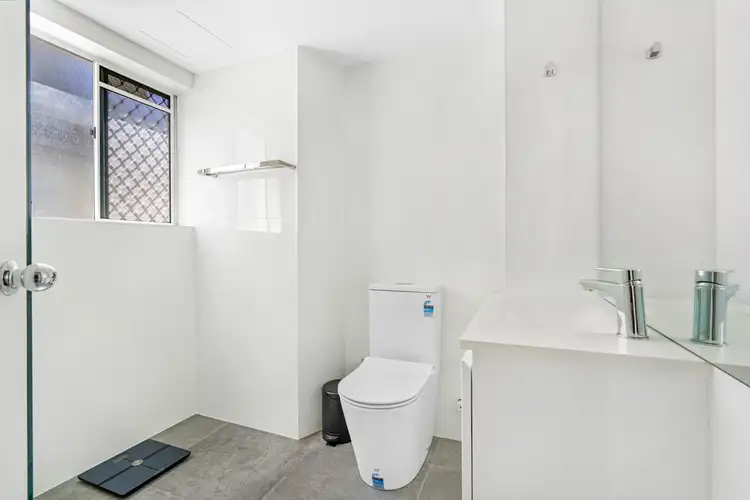 Fifth view of Homely apartment listing, 3/37 Peninsular Drive, Surfers Paradise QLD 4217