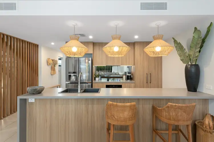 2/137 Landsborough Avenue, Scarborough QLD 4020