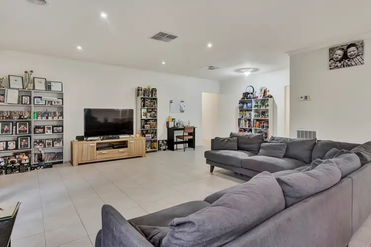 Fifth view of Homely house listing, 26 Bowmont Drive, Derrimut VIC 3026