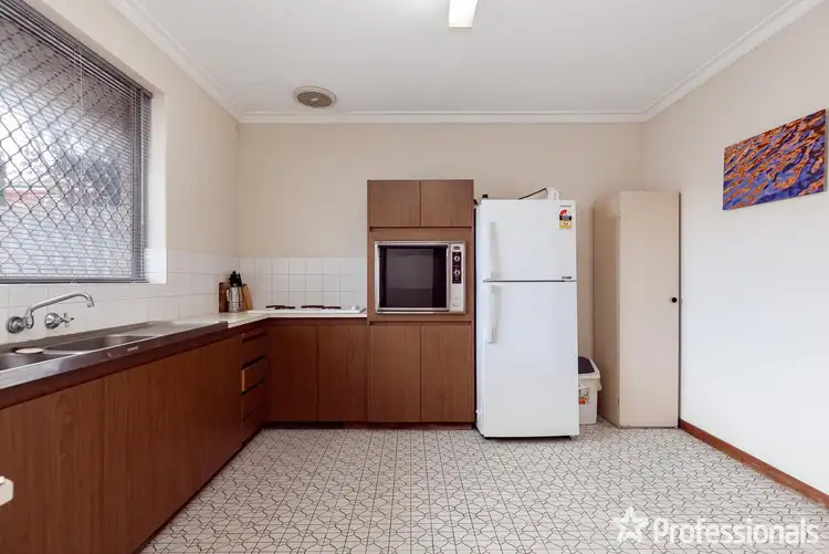 Sixth view of Homely villa listing, 1/411 Hector Street, Yokine WA 6060