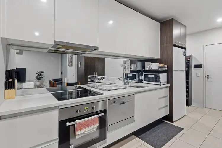 Sixth view of Homely apartment listing, 301/639 Lonsdale Street, Melbourne VIC 3000